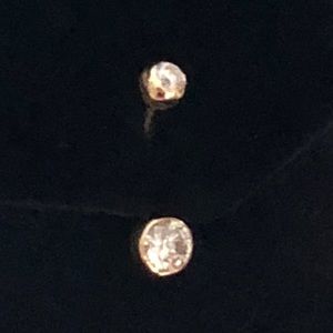 14k Dual diamond belly ring.